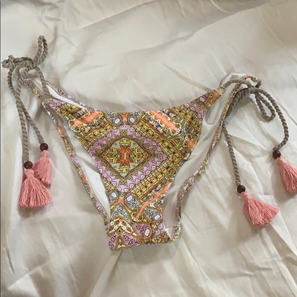 VS cheeky side tie  bottoms